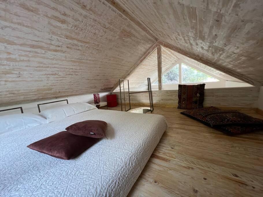 Eco-Chic Retreat: Countryside Oasis Near Florence Pozzolatico Ngoại thất bức ảnh